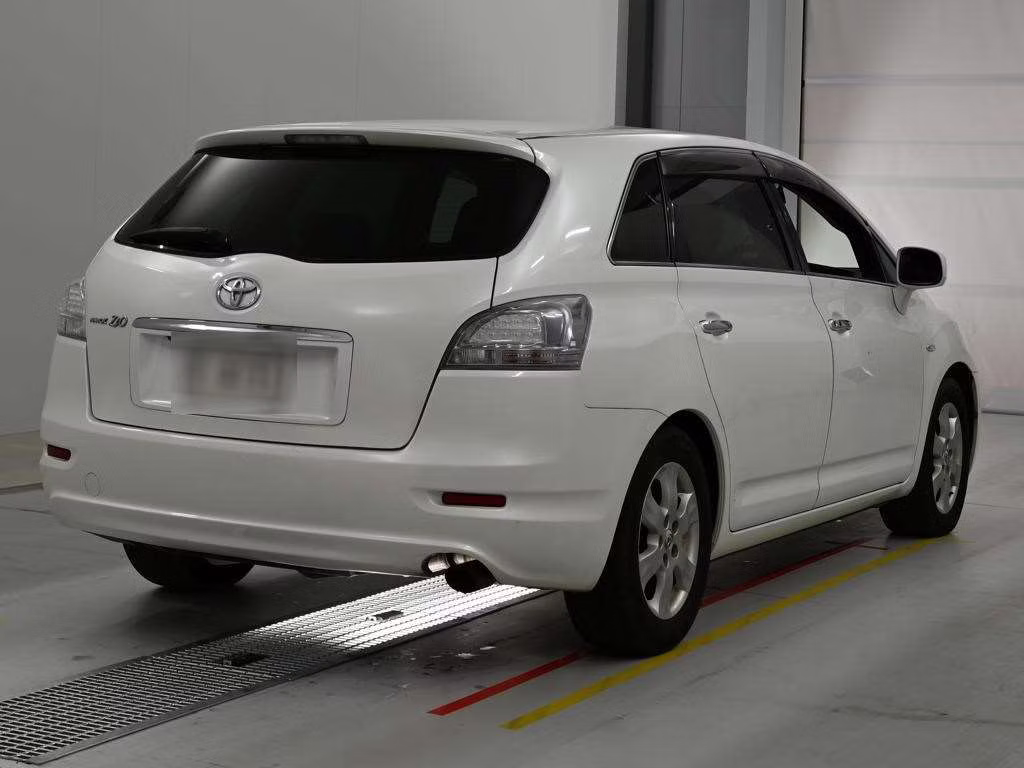 TOYOTA MARK X ZIO