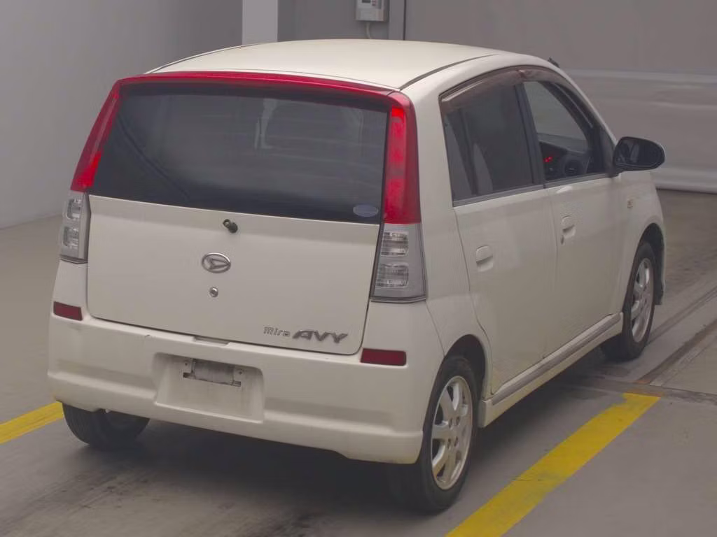 DAIHATSU MIRA AVY