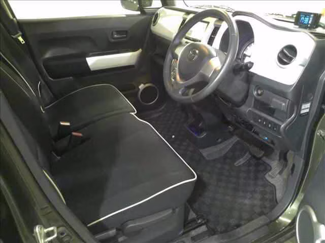 MAZDA FLAIR CROSSOVER