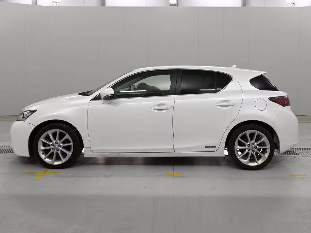 LEXUS CT200H