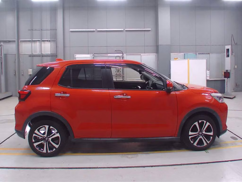 DAIHATSU ROCKY
