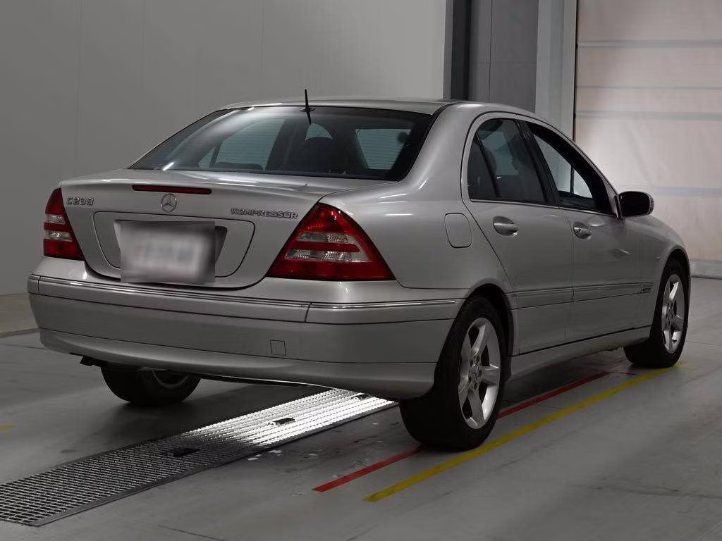 MERCEDES-BENZ C-CLASS