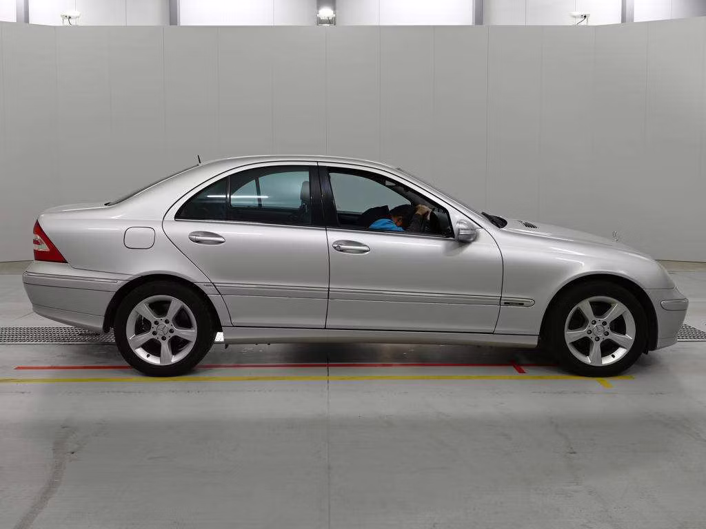 MERCEDES-BENZ C-CLASS