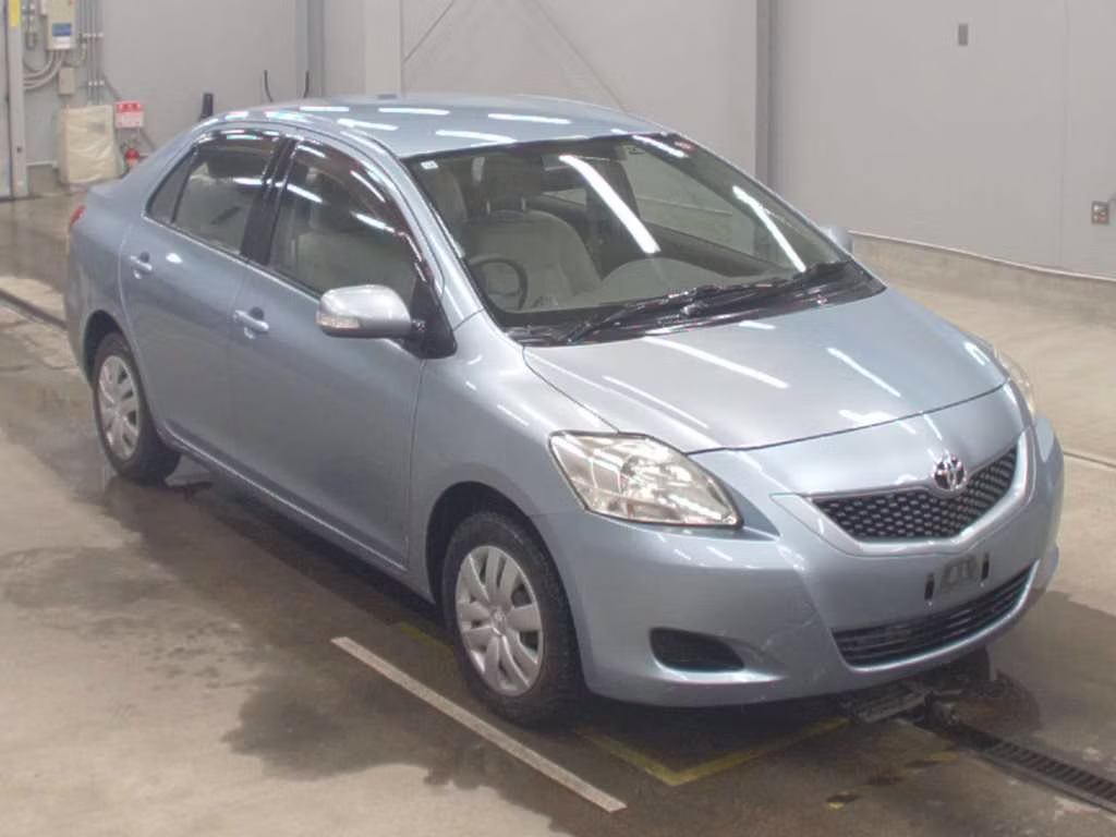 TOYOTA BELTA