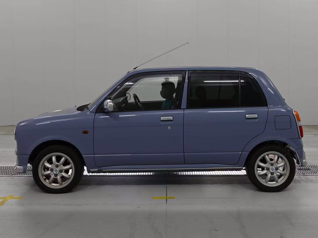 DAIHATSU MIRA GINO