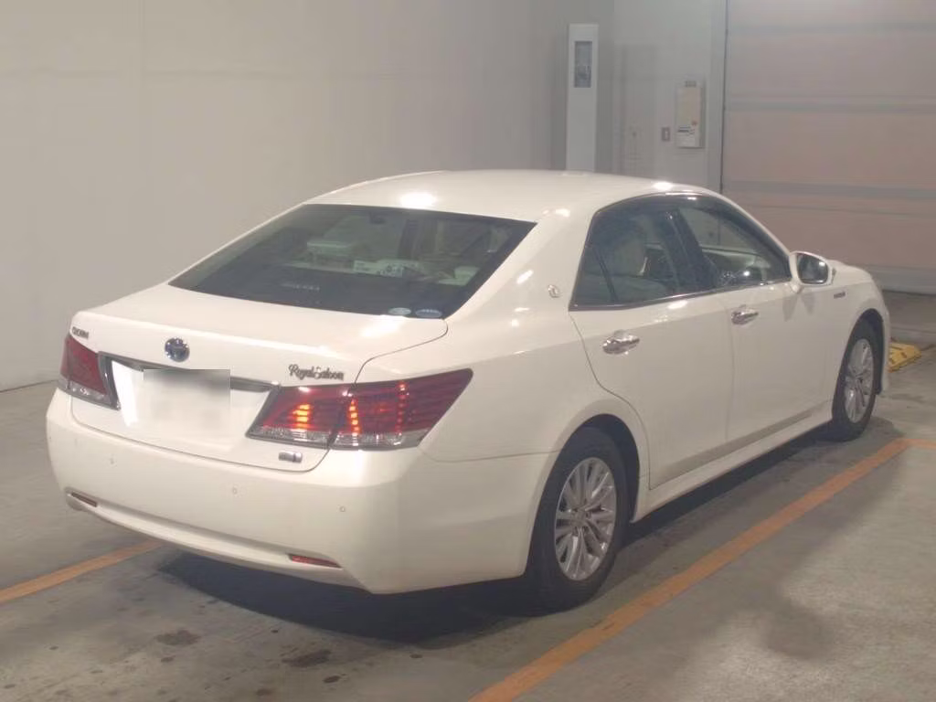TOYOTA CROWN