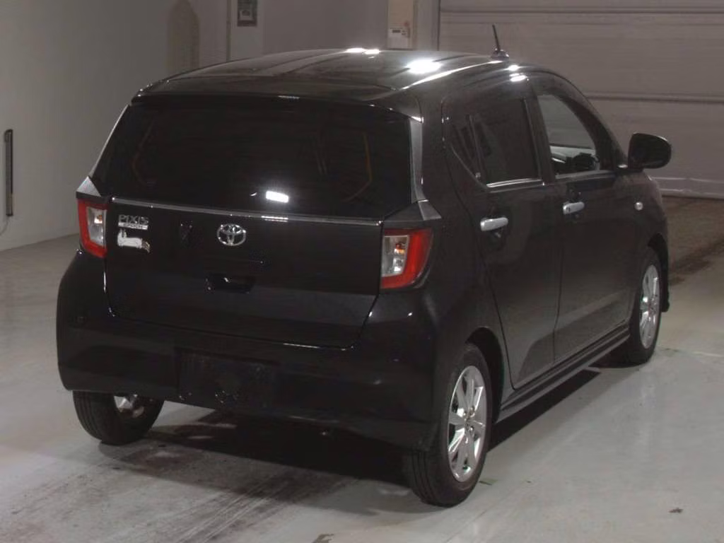 TOYOTA PIXIS EPOCH
