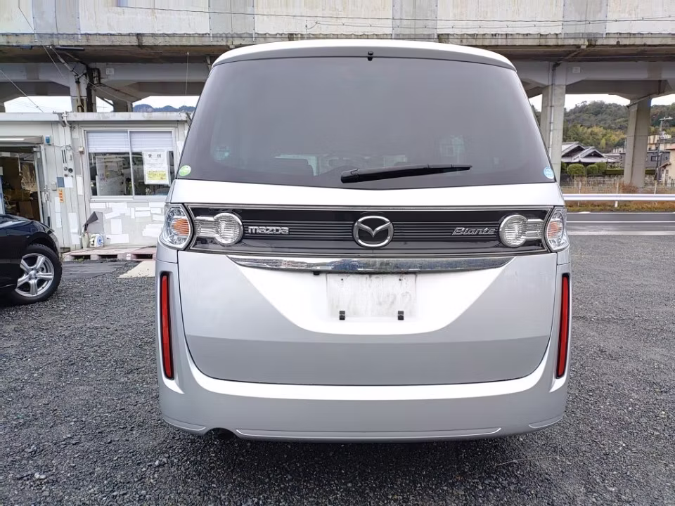 MAZDA BIANTE