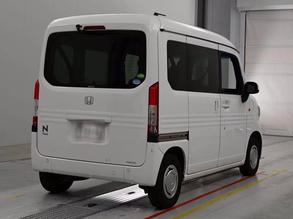 HONDA N-VAN