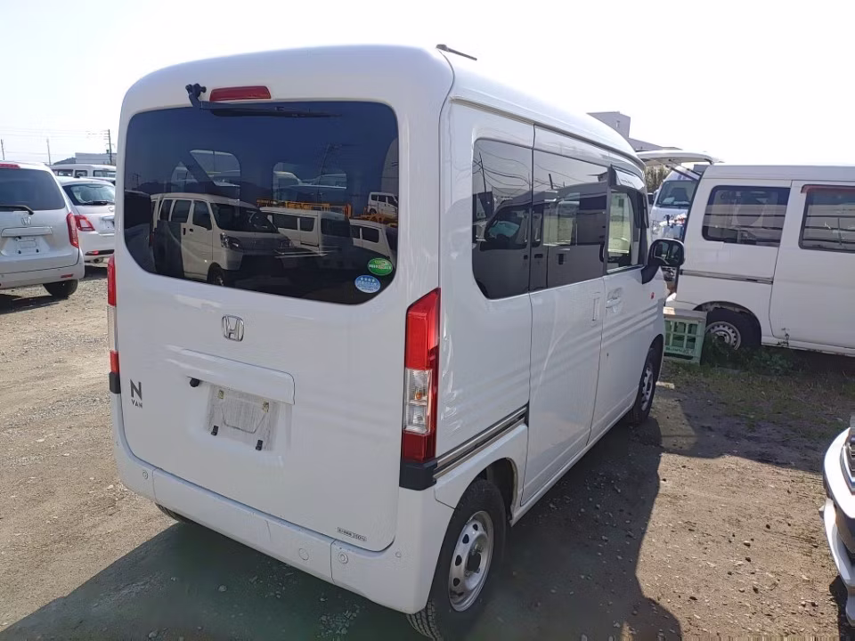 HONDA N-VAN