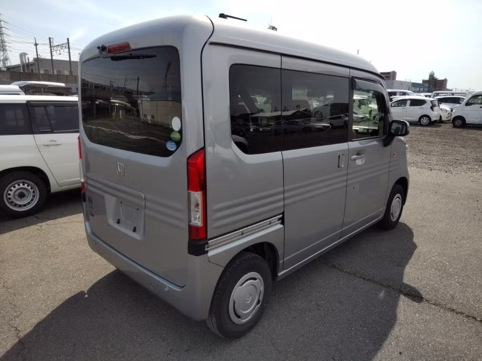 HONDA N-VAN