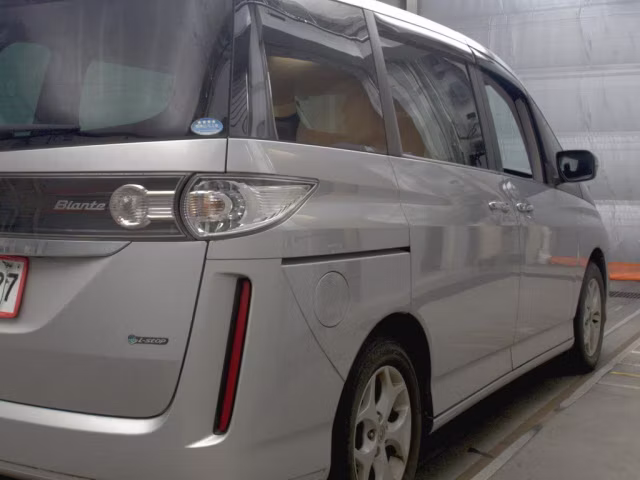 MAZDA BIANTE
