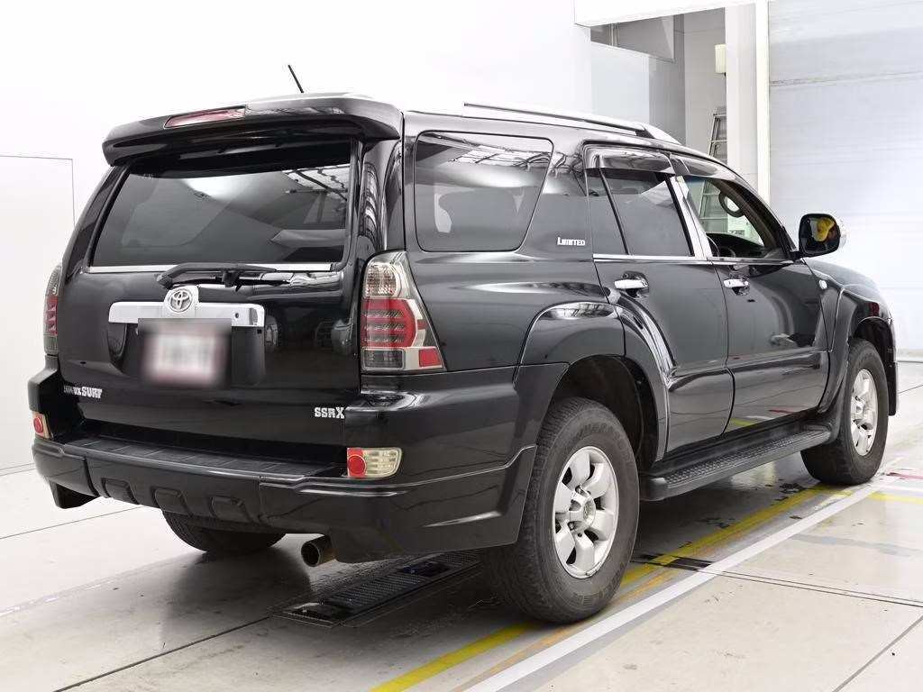TOYOTA HILUX SURF
