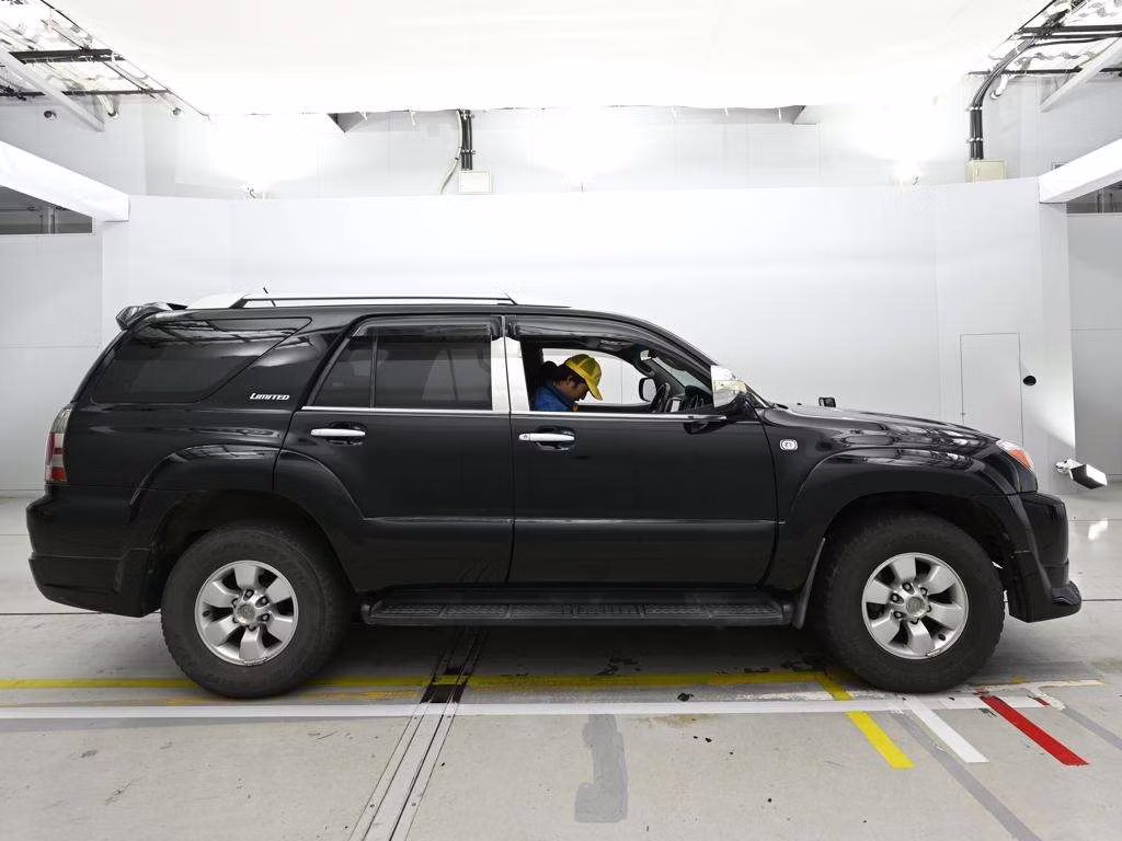 TOYOTA HILUX SURF