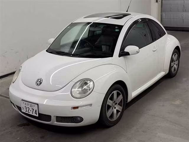 VOLKSWAGEN BEETLE