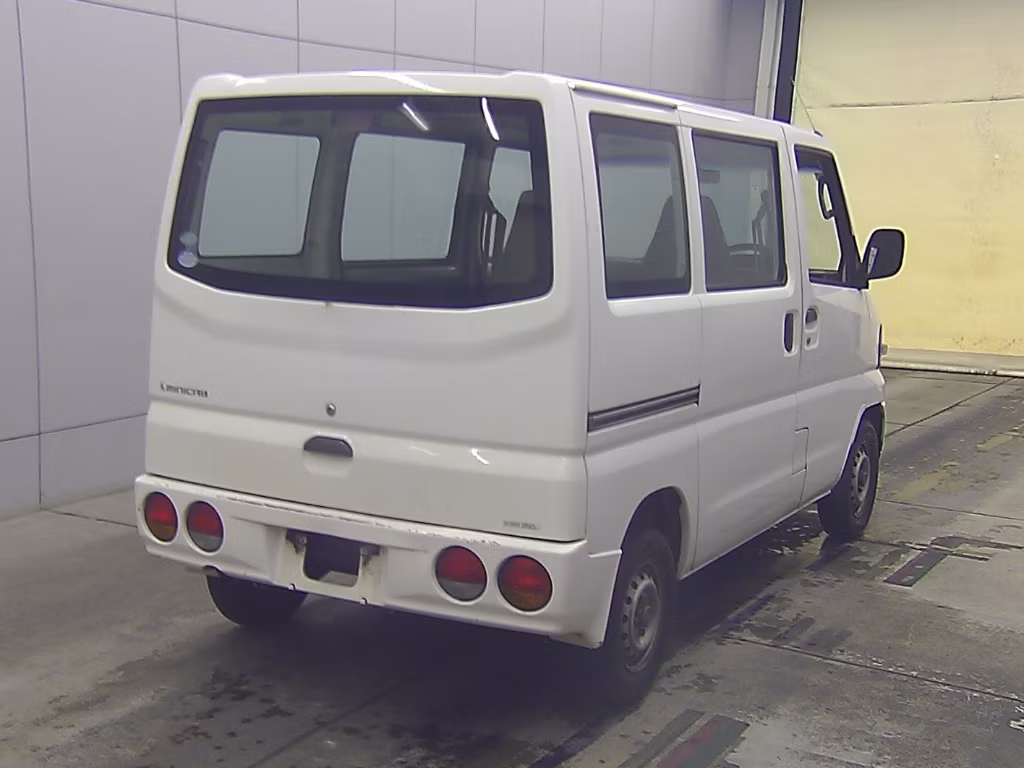 MITSUBISHI MINICAB