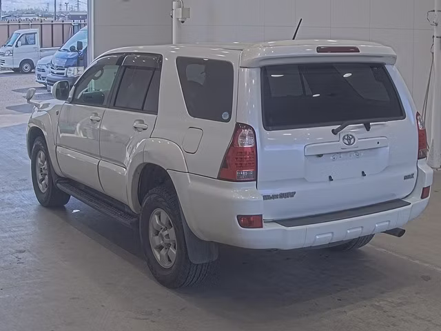 TOYOTA HILUX SURF