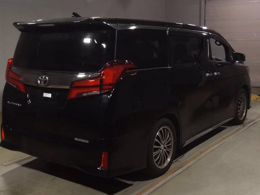 TOYOTA ALPHARD