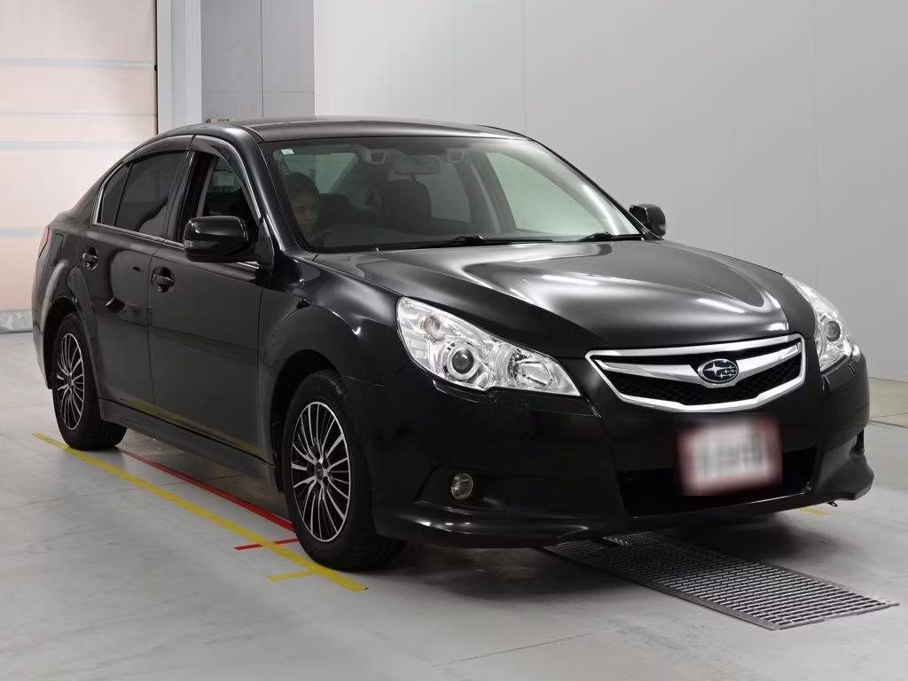 SUBARU LEGACY B4