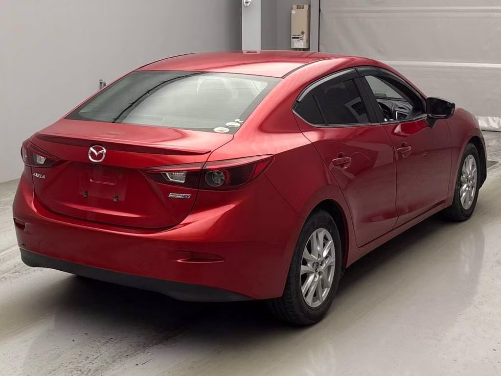MAZDA AXELA