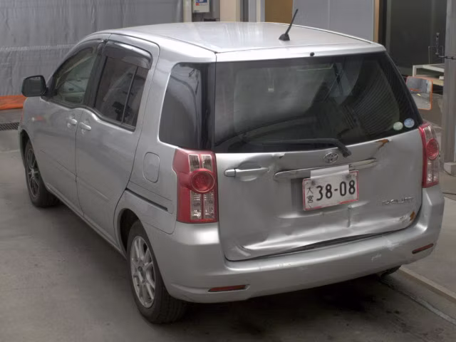 TOYOTA RAUM