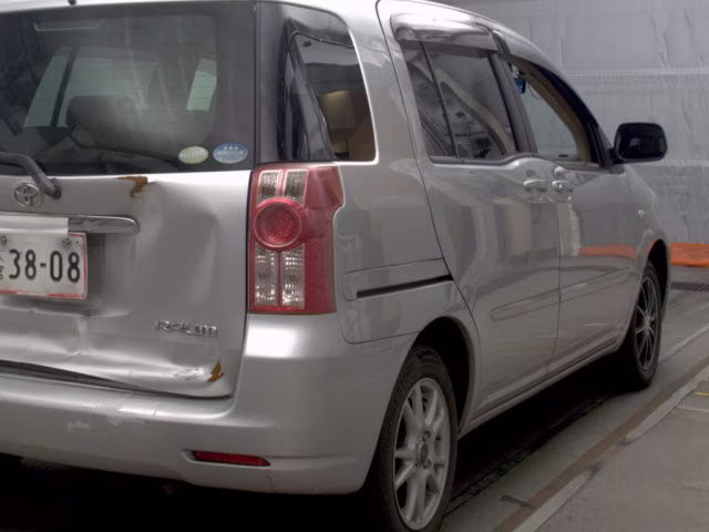 TOYOTA RAUM