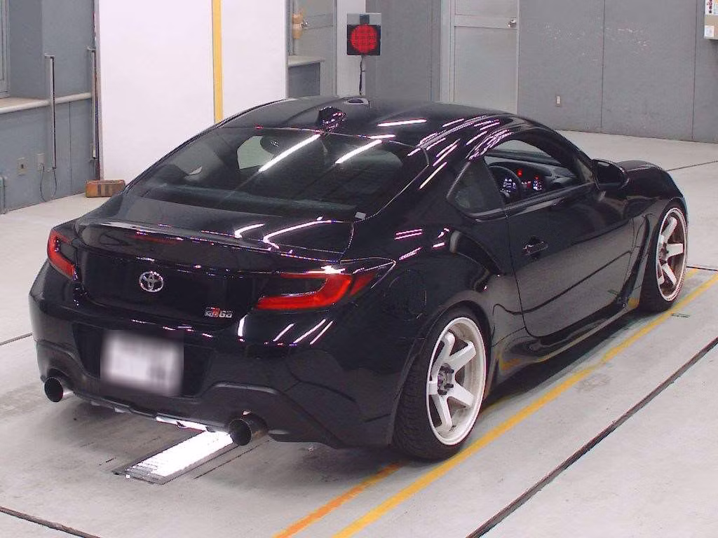 TOYOTA GR 86