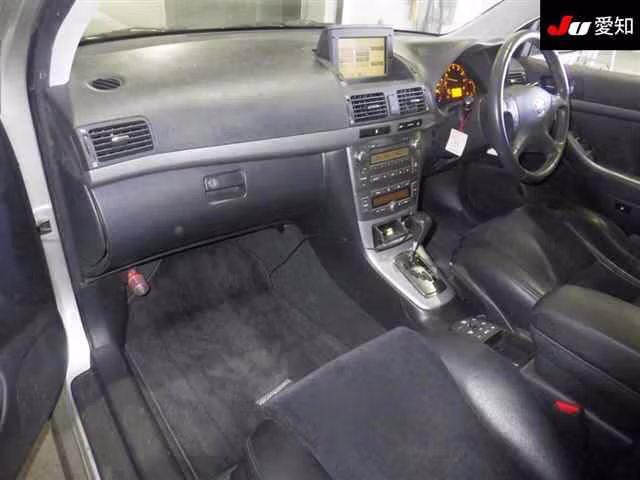 TOYOTA AVENSIS