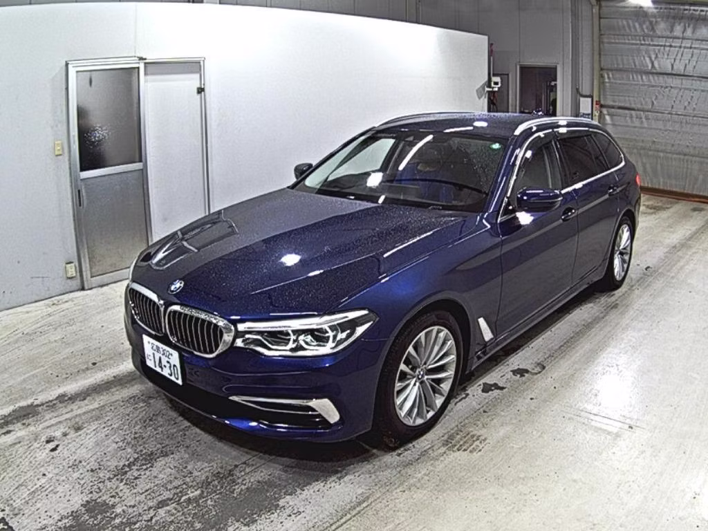 BMW 5-SERIES