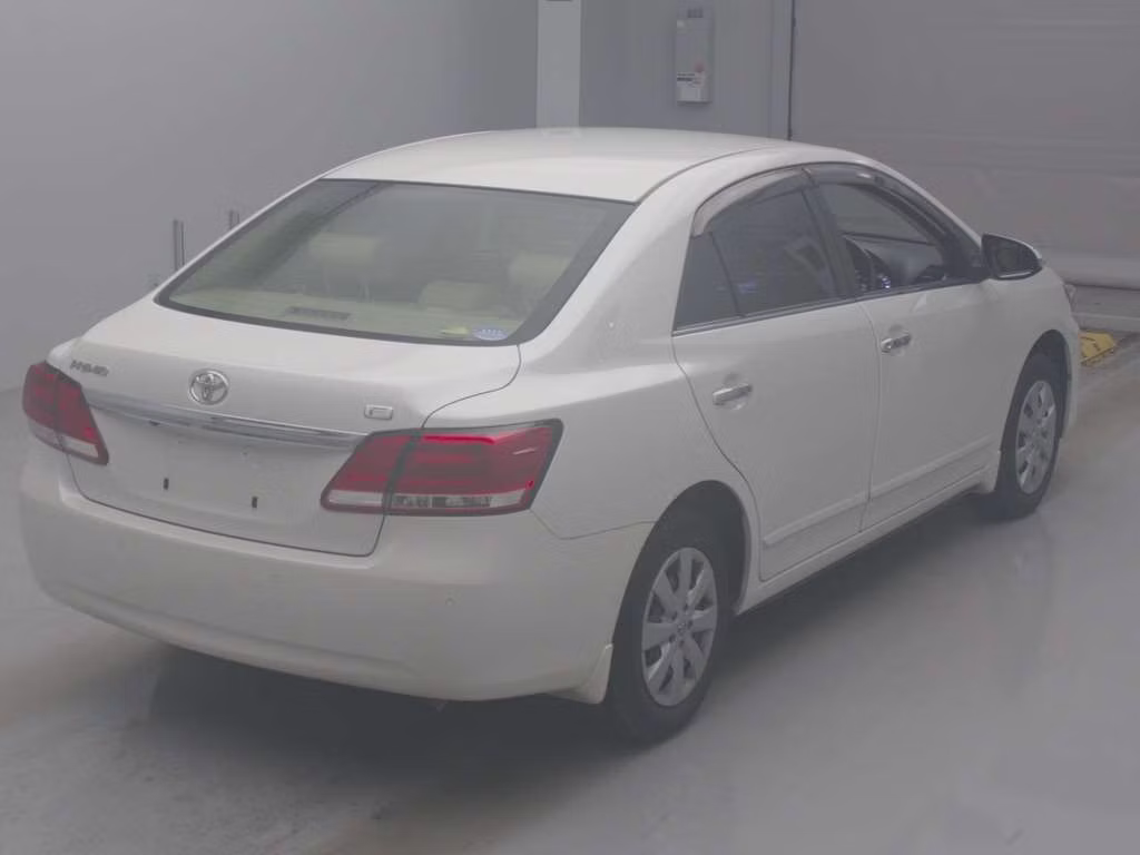 TOYOTA PREMIO