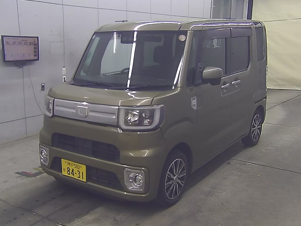DAIHATSU WAKE