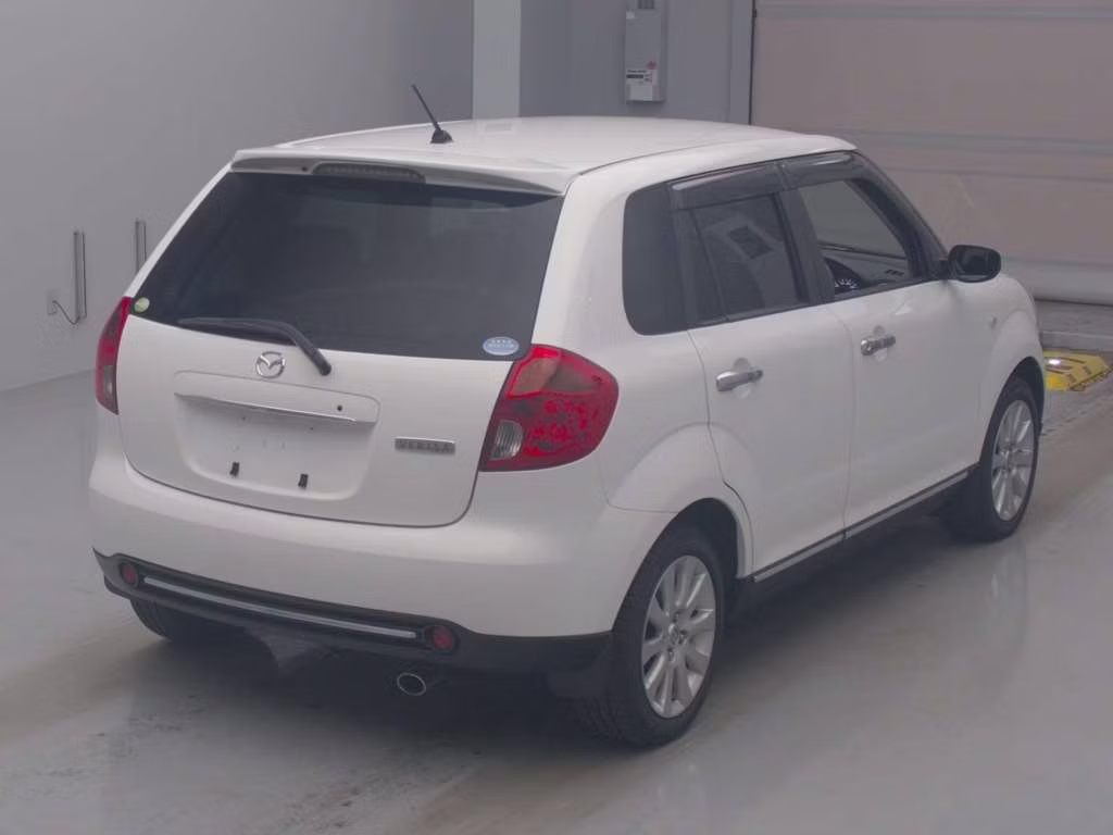 MAZDA VERISA