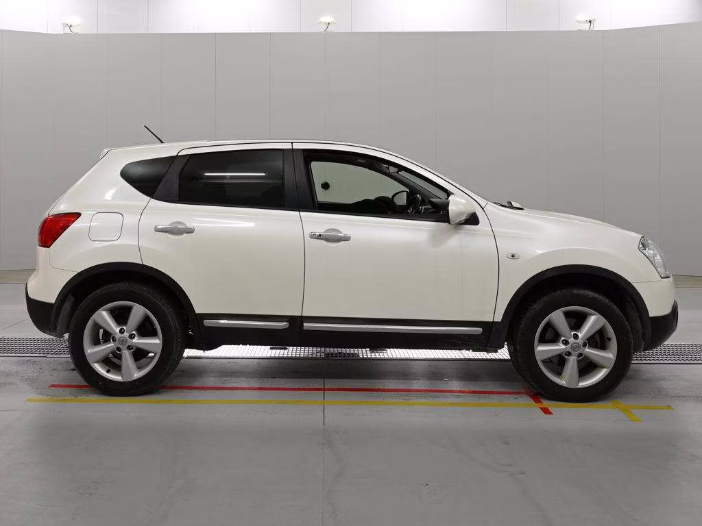 NISSAN DUALIS