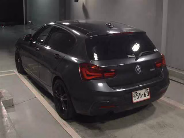 BMW 1-SERIES