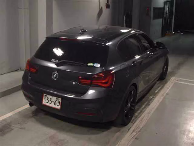 BMW 1-SERIES