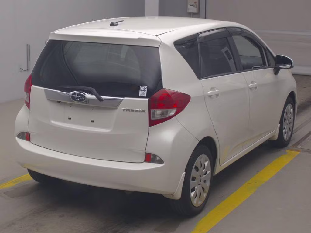SUBARU TREZIA