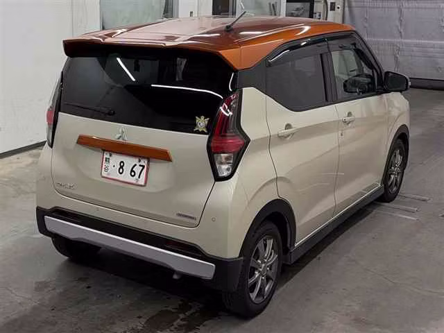MITSUBISHI EK X