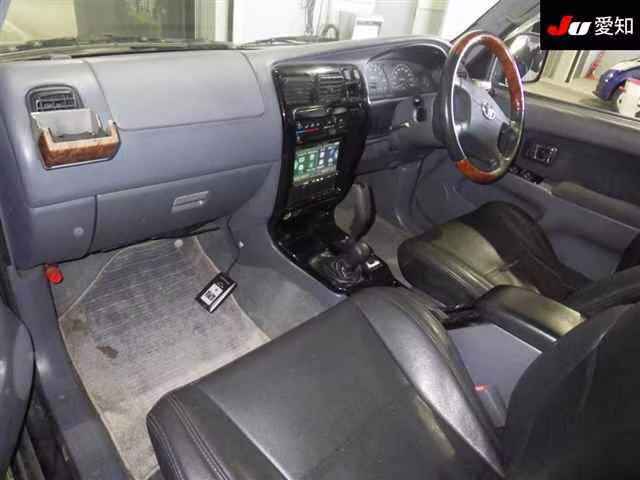 TOYOTA HILUX SURF
