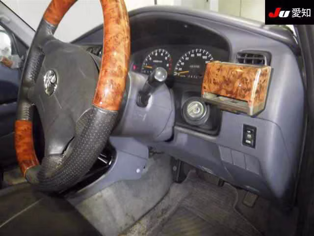 TOYOTA HILUX SURF