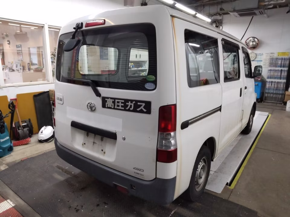TOYOTA LITE ACE