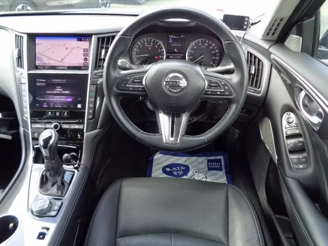 NISSAN SKYLINE