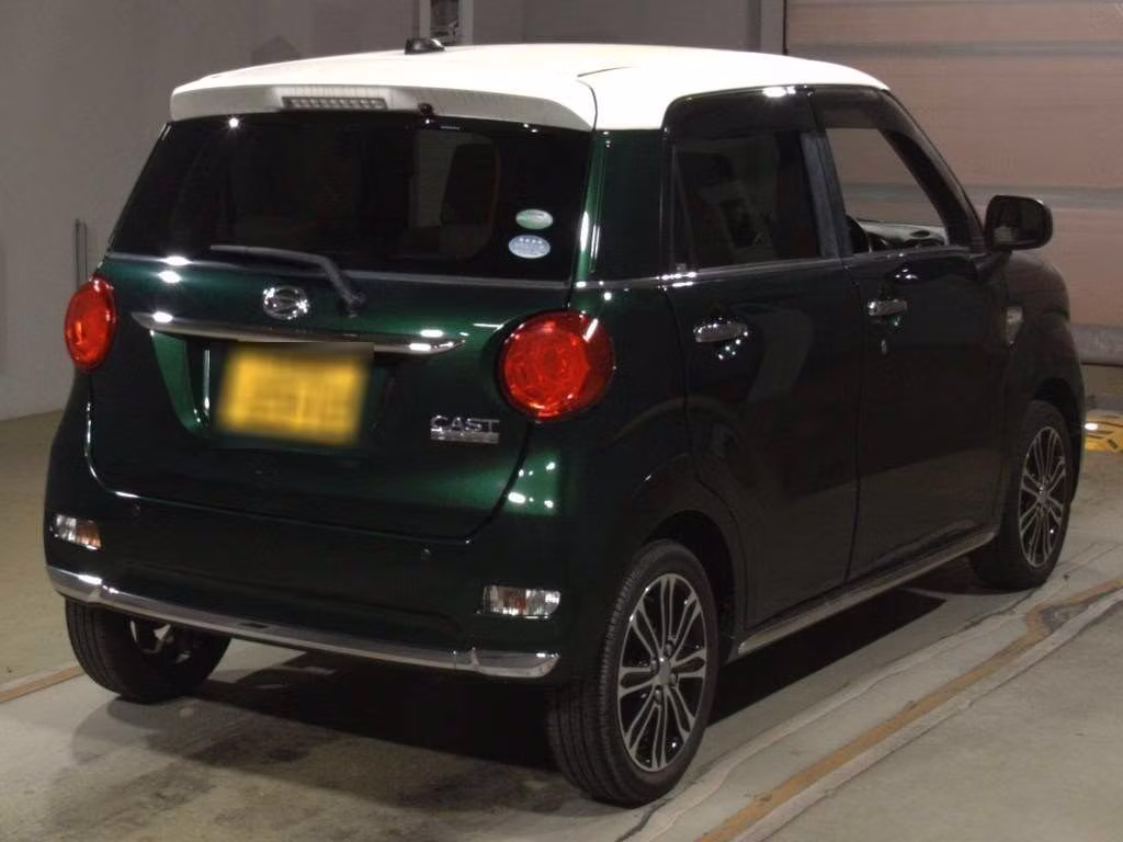 DAIHATSU CAST