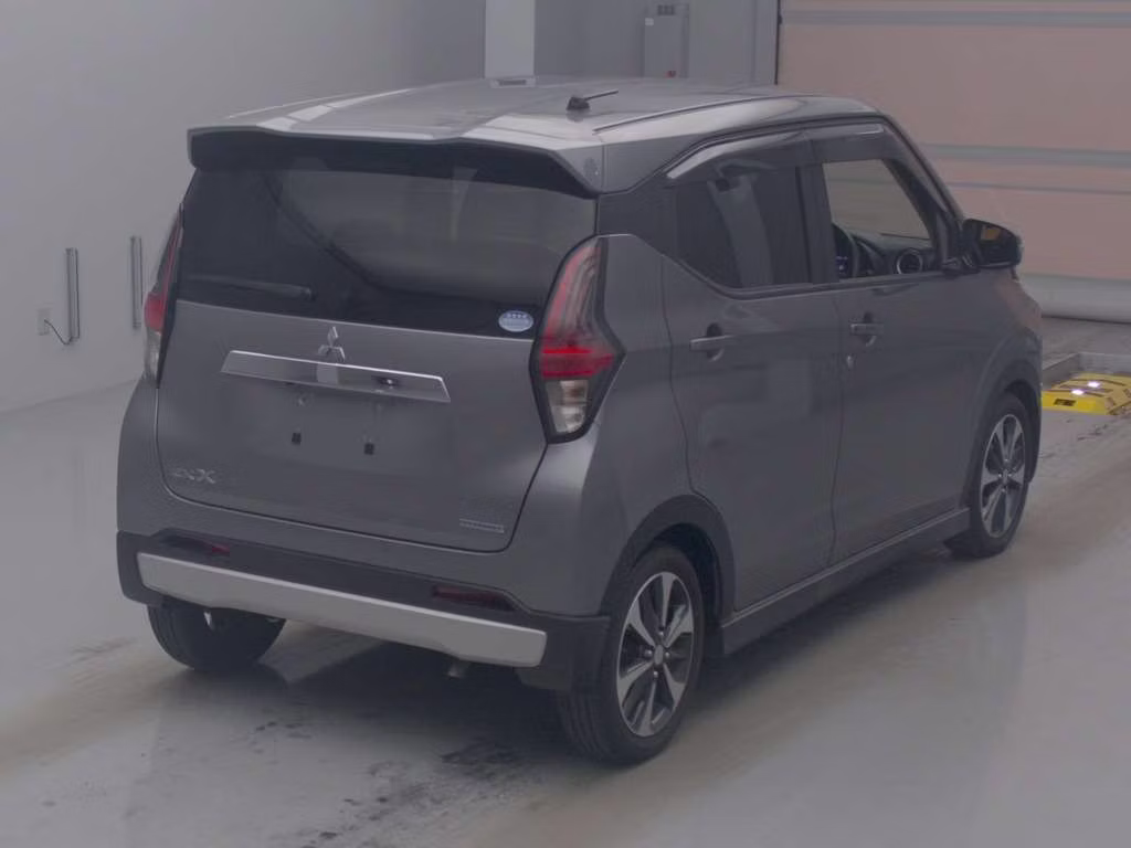 MITSUBISHI EK X