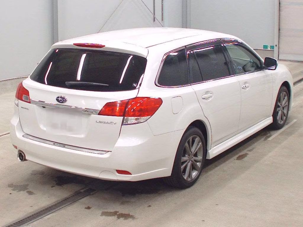 SUBARU LEGACY