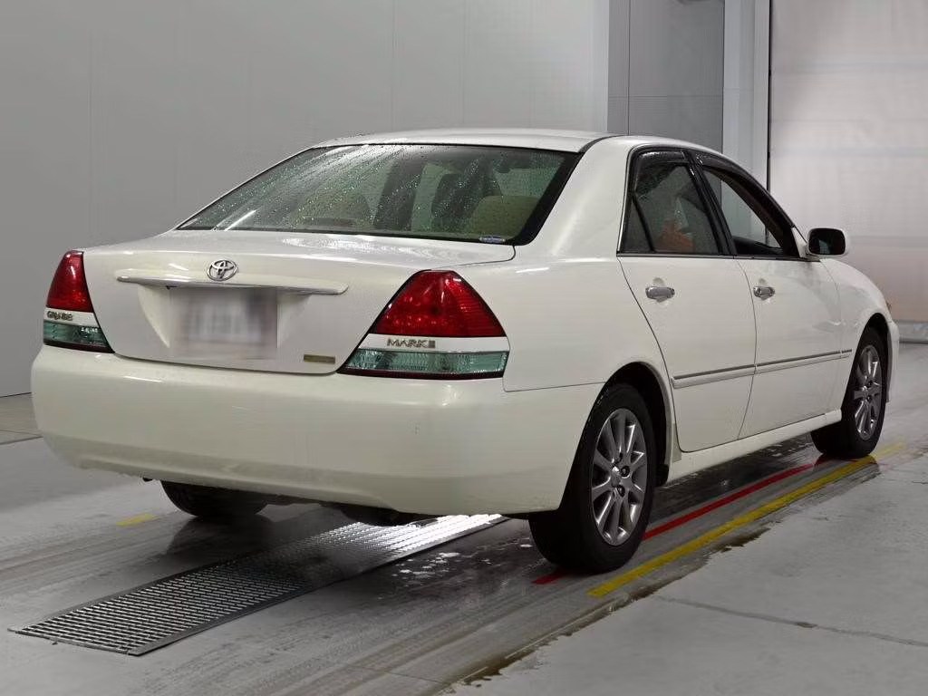 TOYOTA MARK II