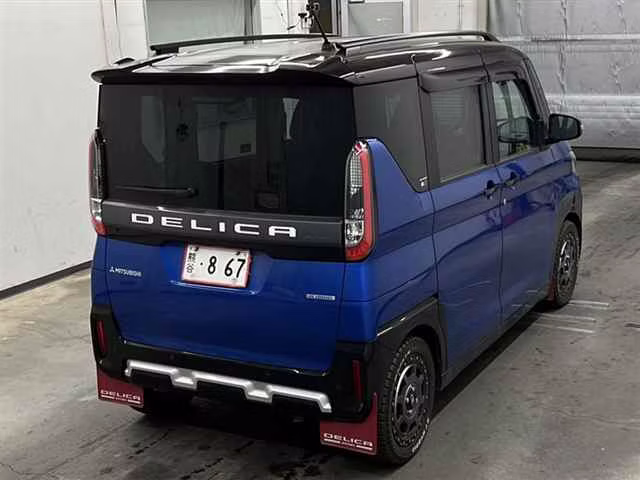 MITSUBISHI DELICA MINI