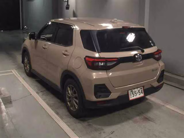 DAIHATSU ROCKY