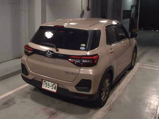 DAIHATSU ROCKY
