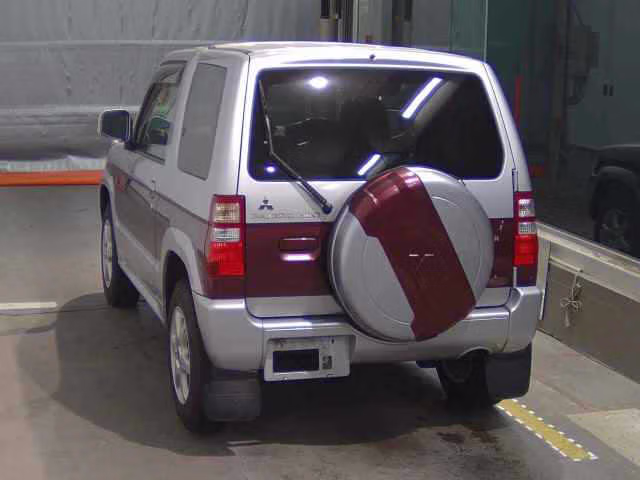 MITSUBISHI PAJERO MINI