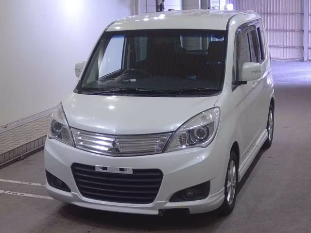 MITSUBISHI DELICA D:2
